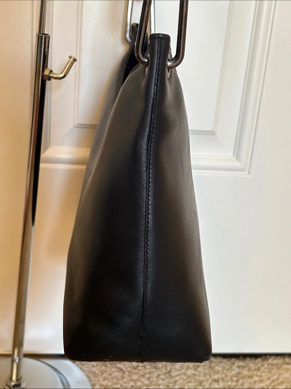 Gucci Bamboo Black Leather Shoulder Bag - Picture 4 of 12